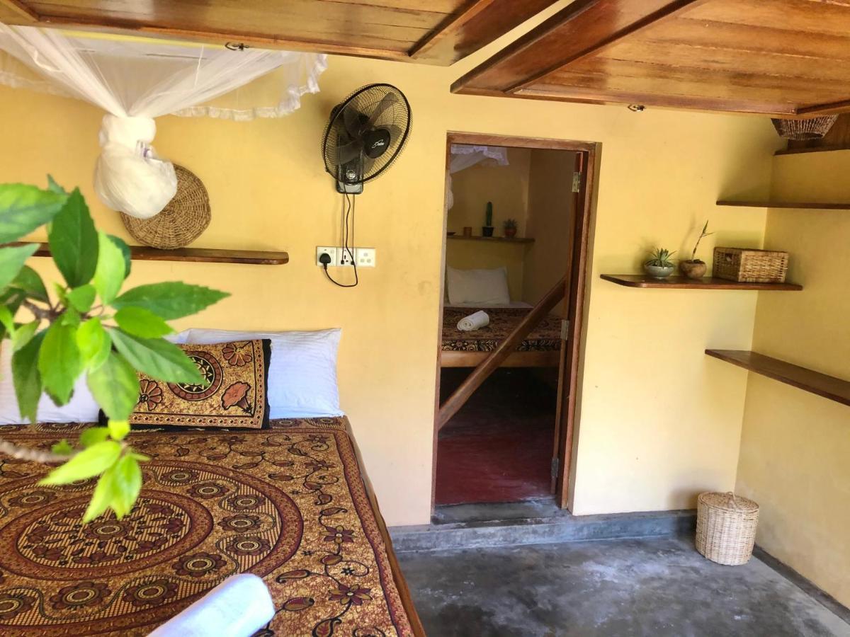 Kite House Cafe Bed & Breakfast Калпития Екстериор снимка